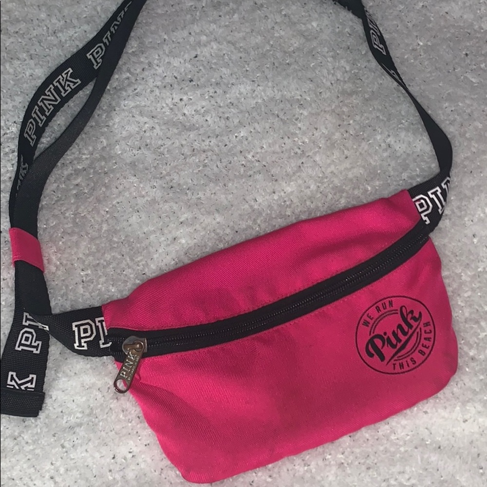 VS fanny pack